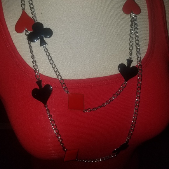 Queen of Hearts Disneybound - Picture 3 of 7